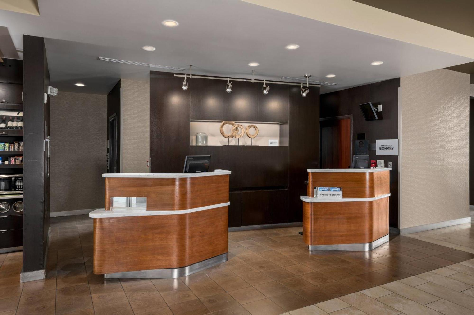Courtyard By Marriott San Diego Oceanside Dış mekan fotoğraf