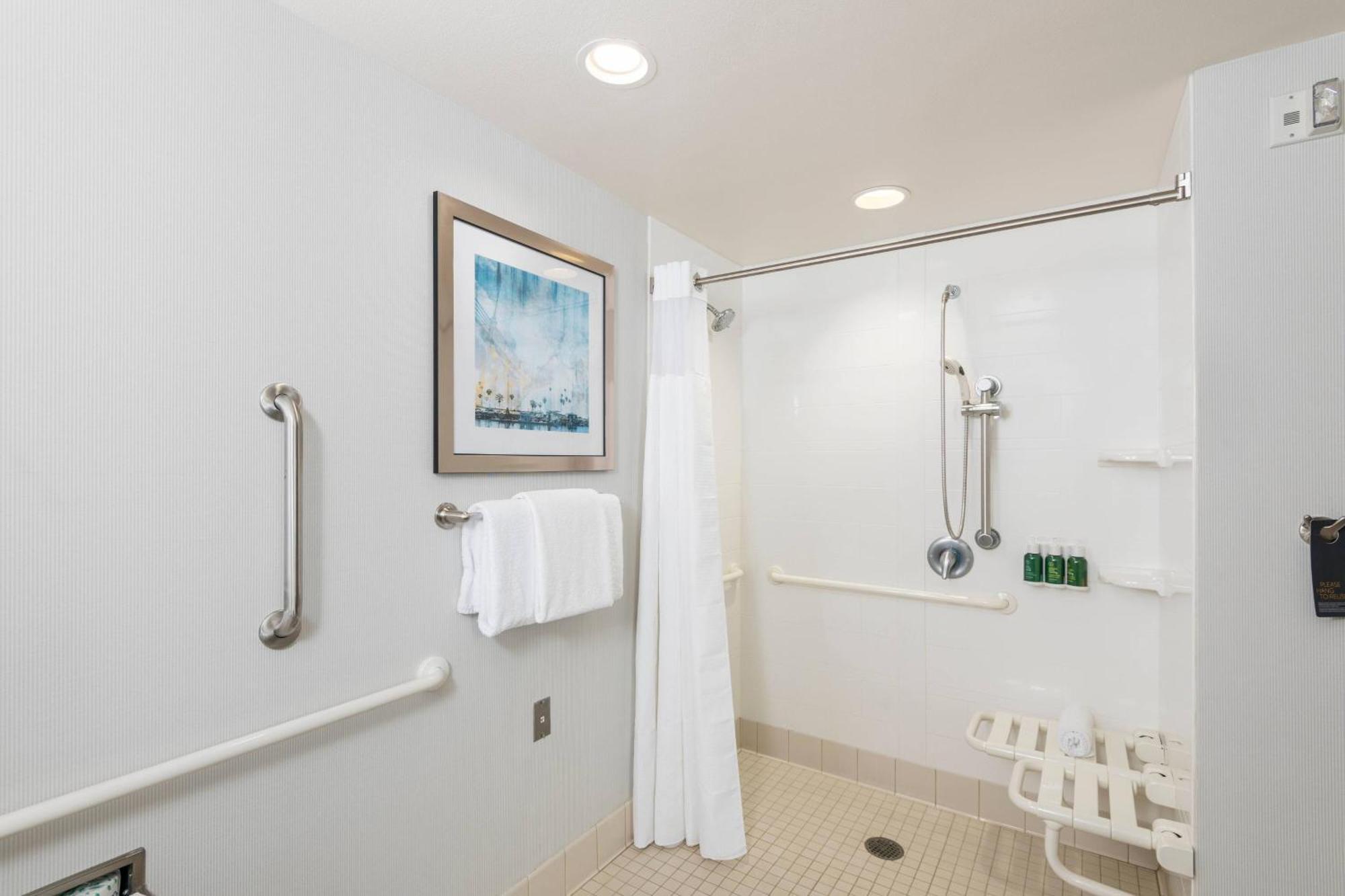 Courtyard By Marriott San Diego Oceanside Dış mekan fotoğraf