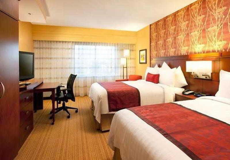 Courtyard By Marriott San Diego Oceanside Dış mekan fotoğraf